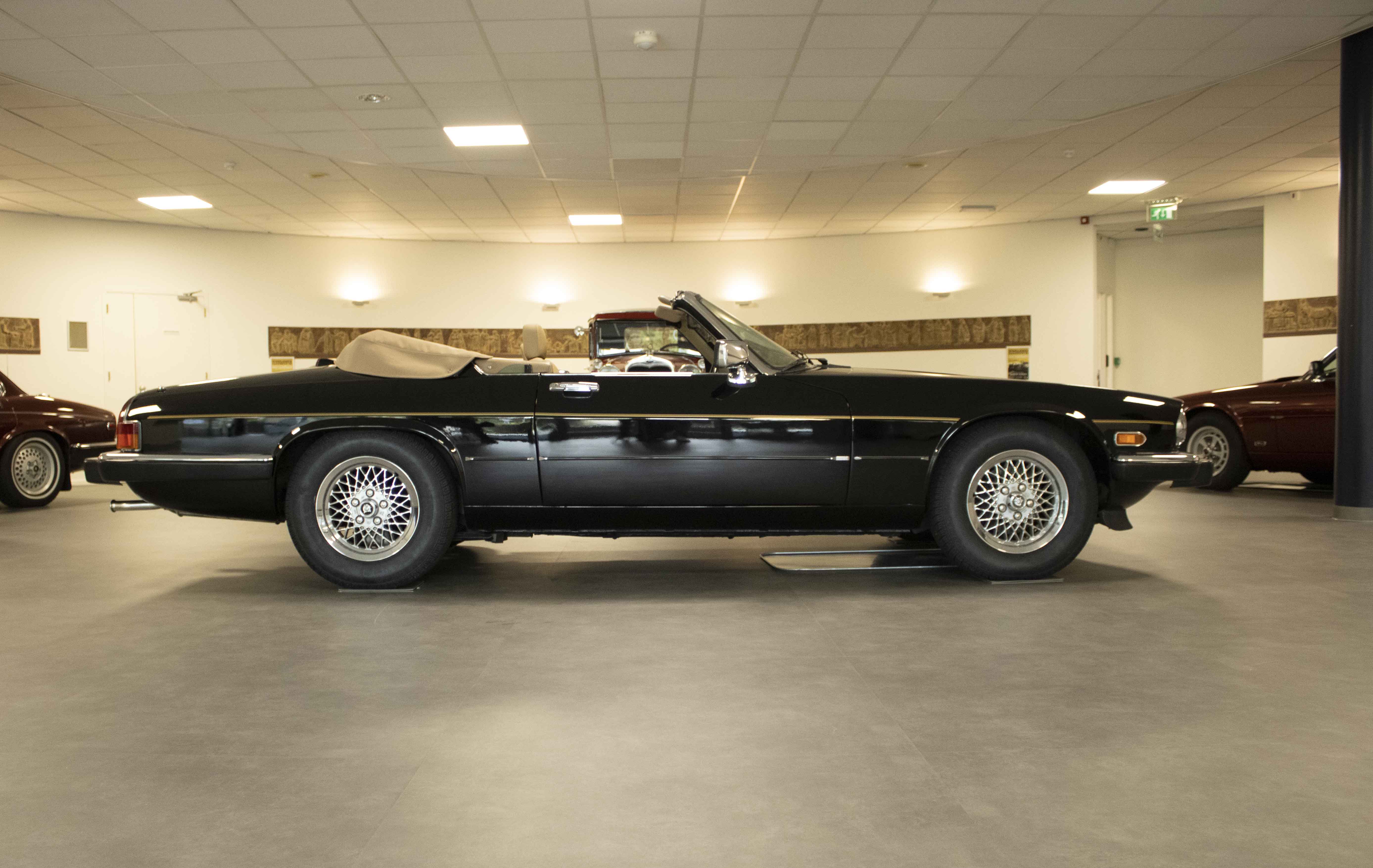 Oldtimer Care & Sales Jaguar XJ-S Cabrio V-12, 5,3 ltr