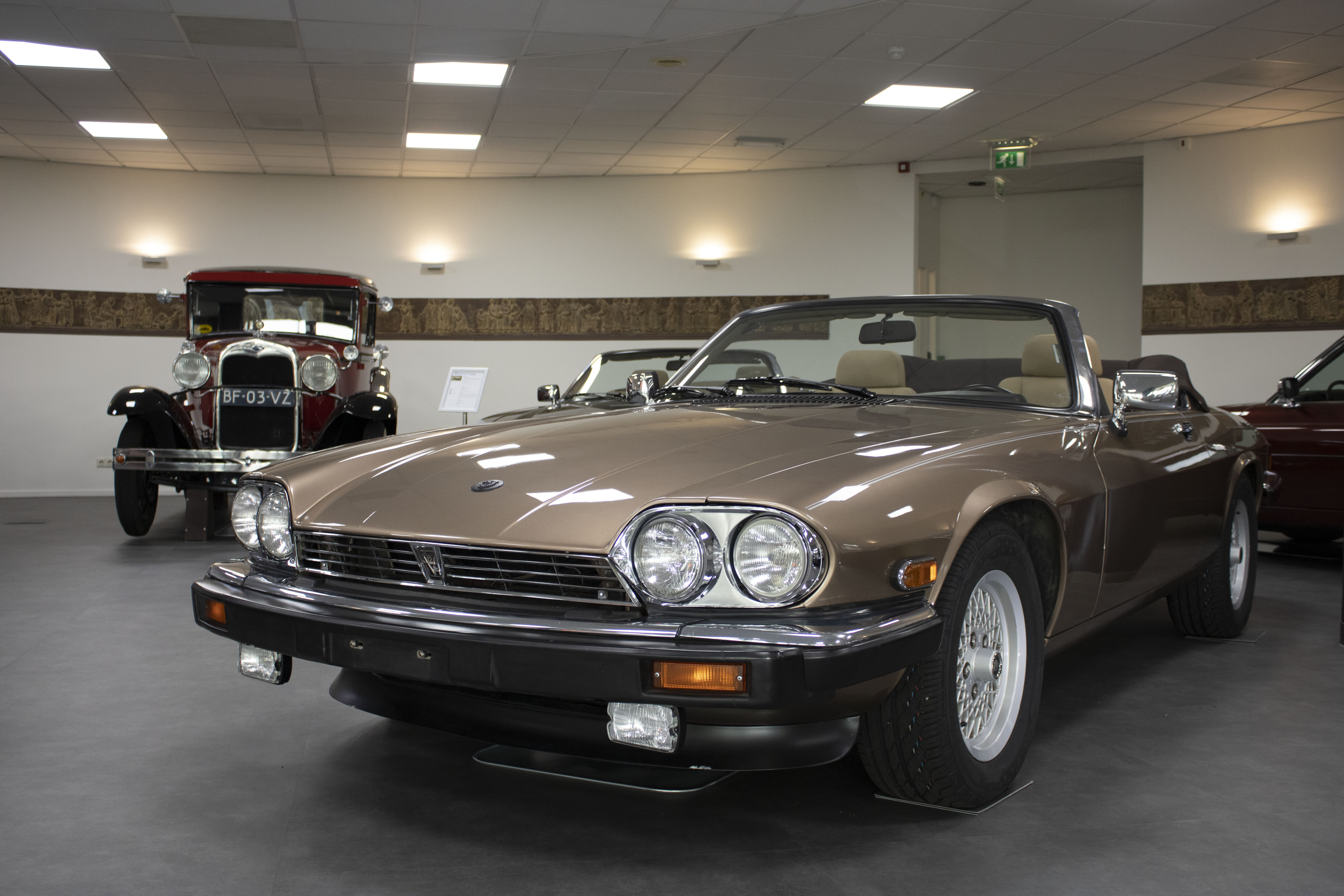 Oldtimer Care & Sales Jaguar XJ-S Cabrio V-12, 5,3 ltr