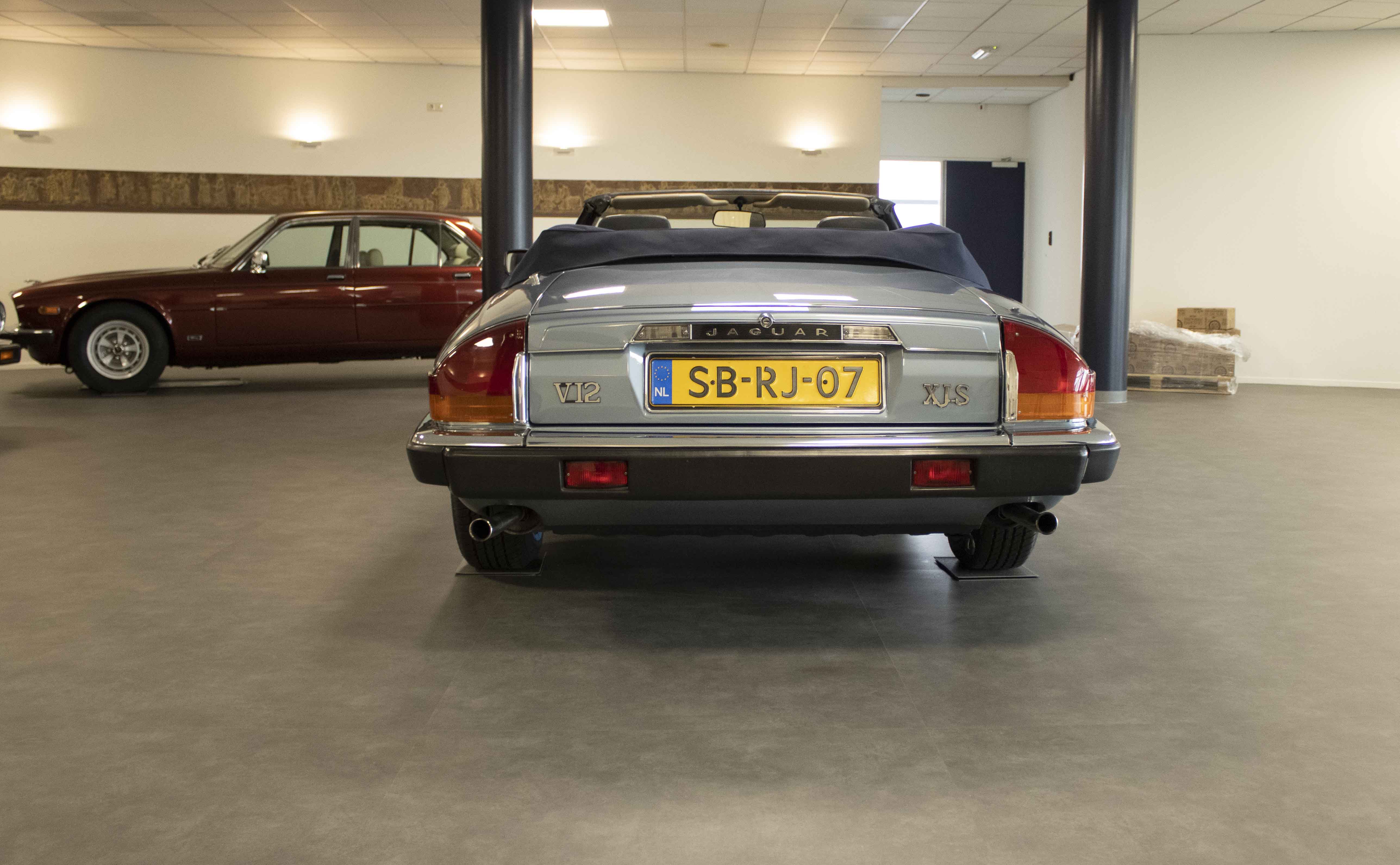 Oldtimer Care & Sales Jaguar XJ-S Cabrio, 5,3 ltr V12