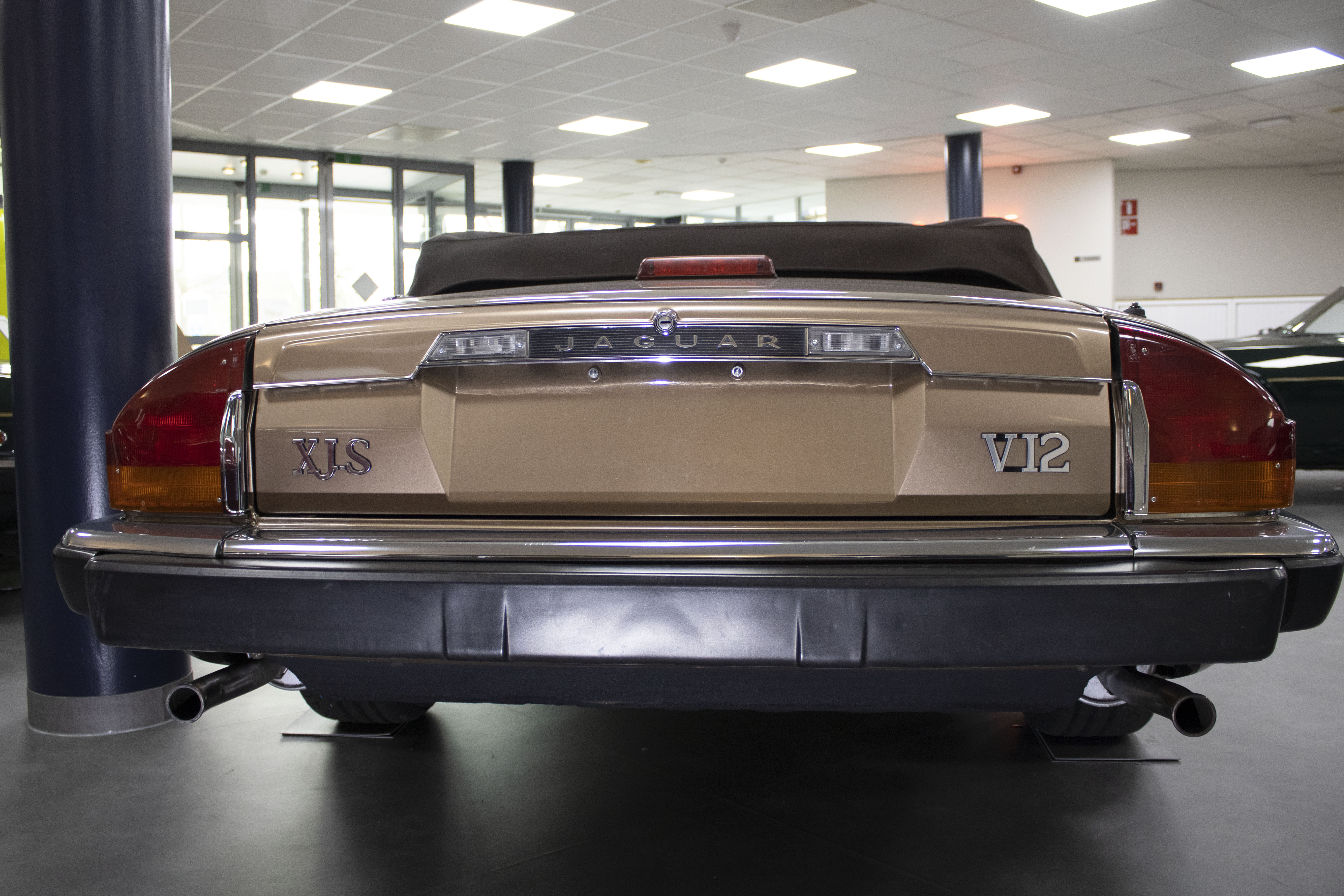 Oldtimer Care & Sales Jaguar XJ-S Cabrio V-12, 5,3 ltr