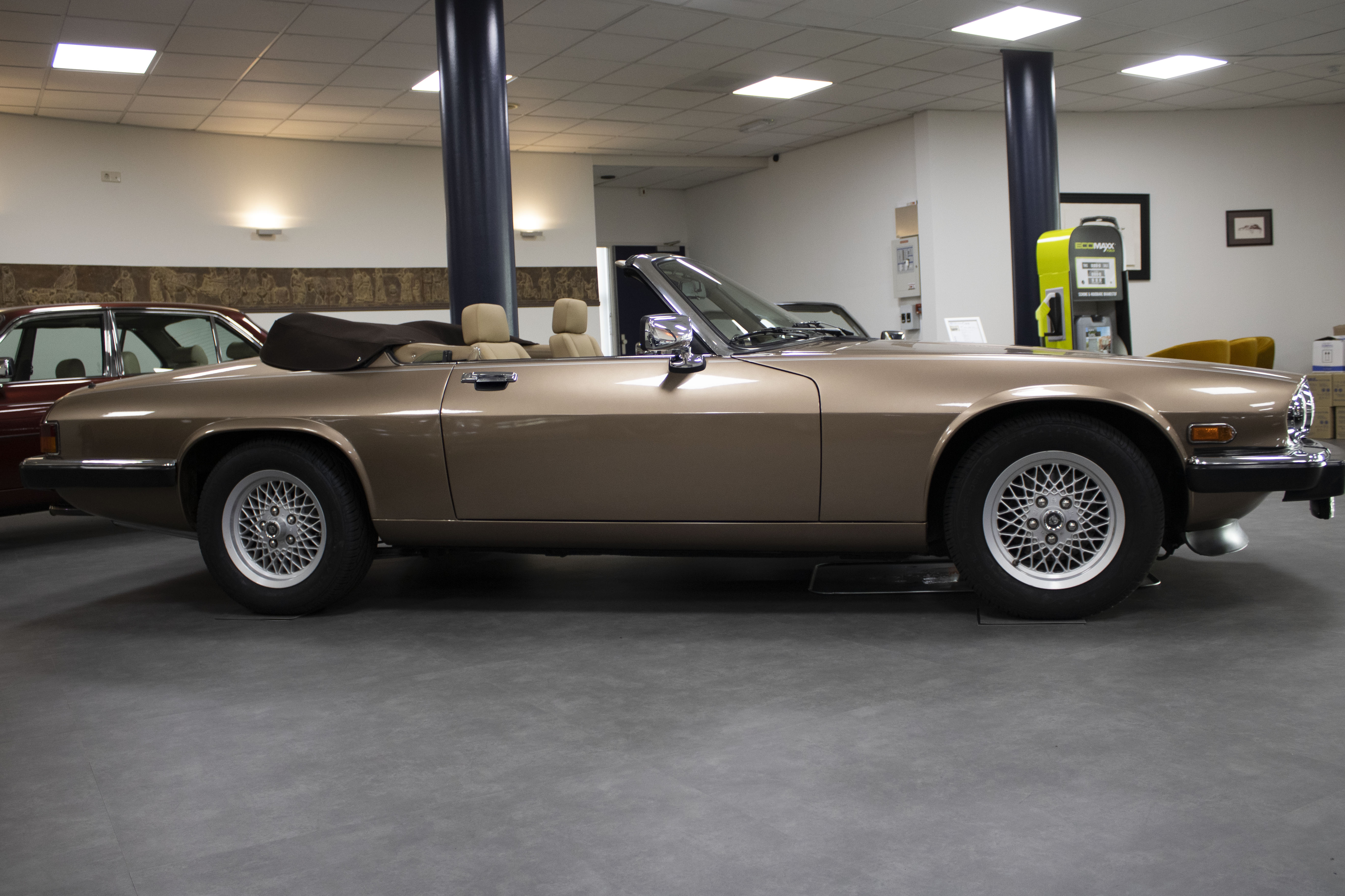 Oldtimer Care & Sales Jaguar XJ-S Cabrio V-12, 5,3 ltr