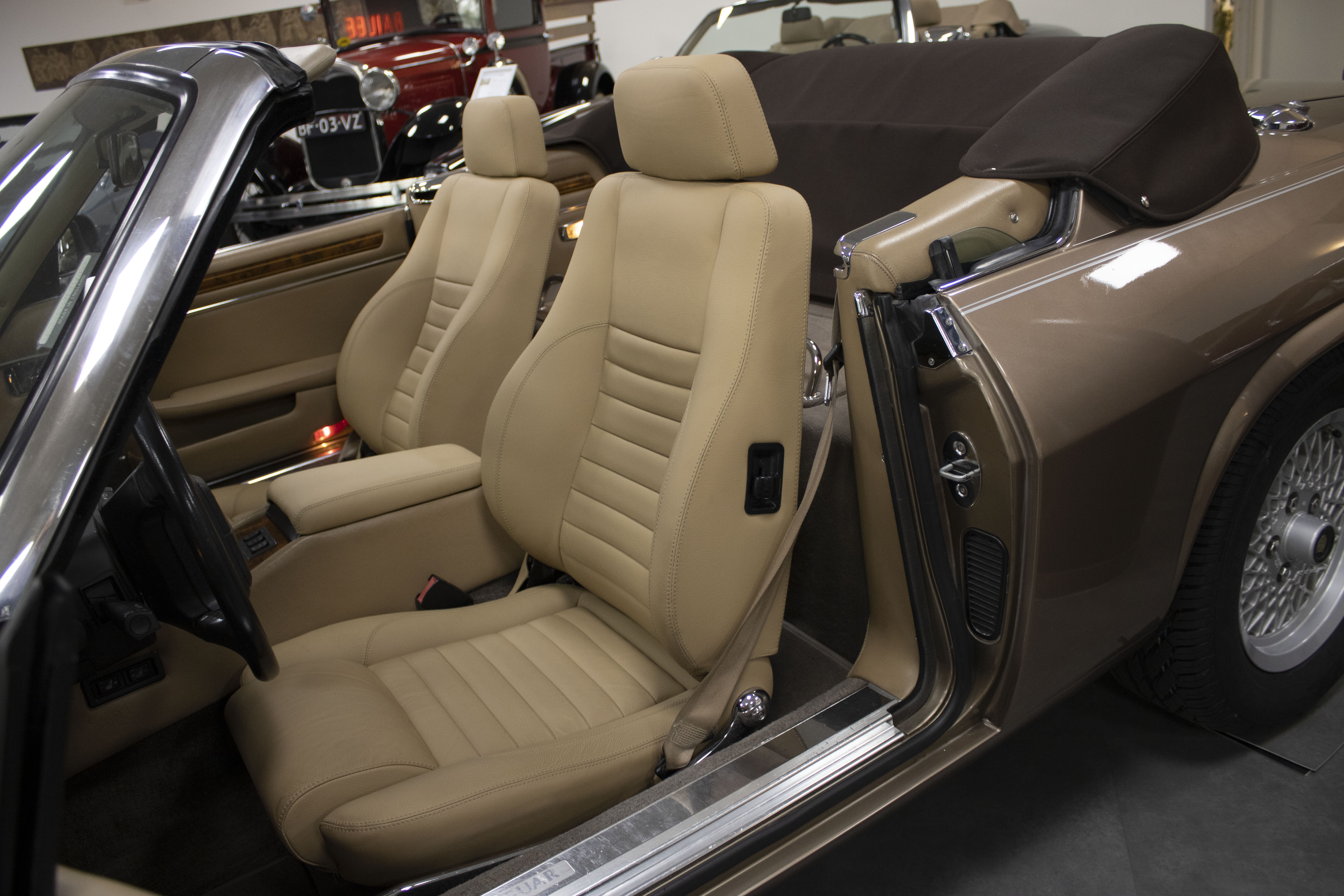 Oldtimer Care & Sales Jaguar XJ-S Cabrio V-12, 5,3 ltr