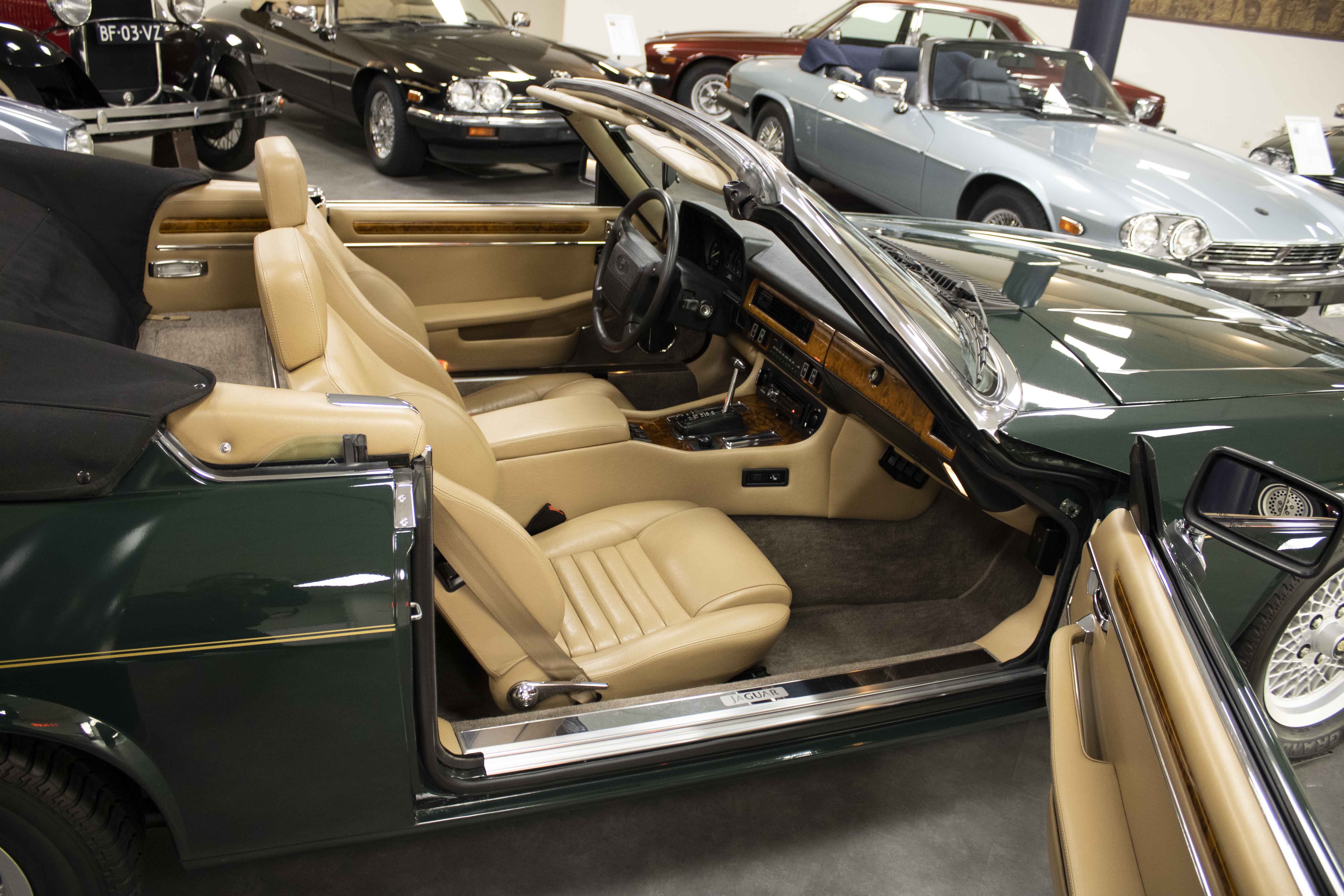 Oldtimer Care & Sales Jaguar XJ-S Cabrio V-12, 5,3 ltr