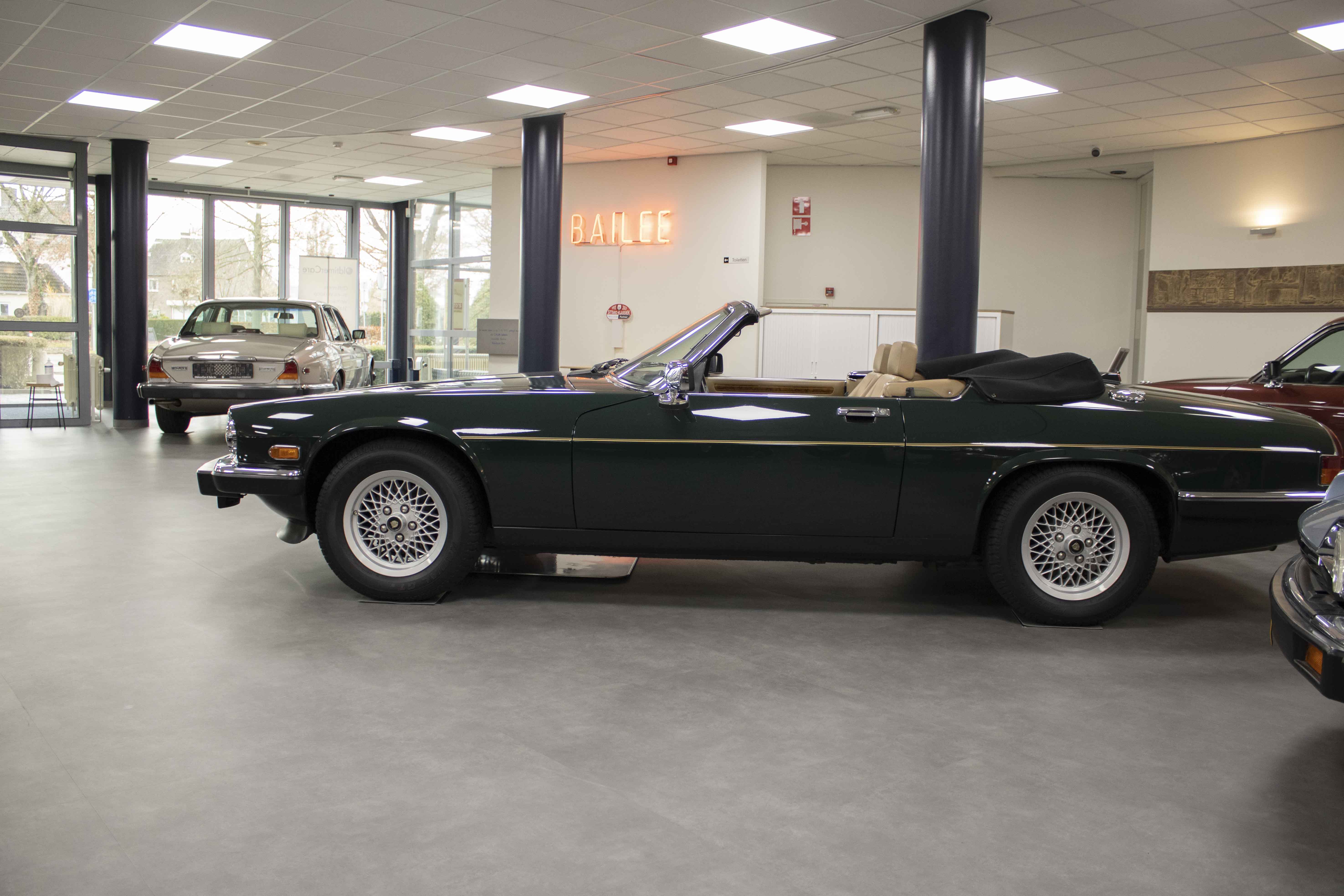 Oldtimer Care & Sales Jaguar XJ-S Cabrio V-12, 5,3 ltr