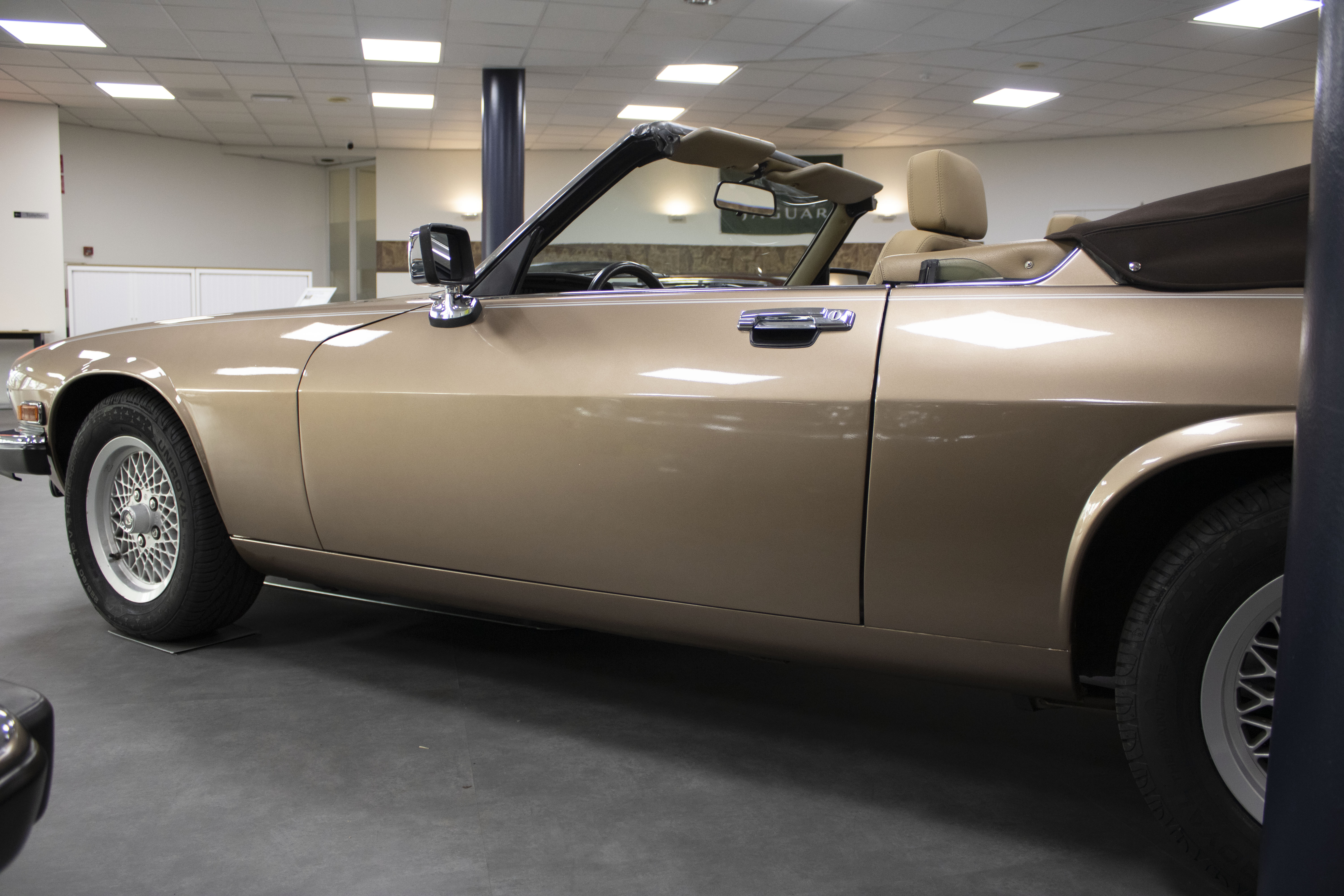 Oldtimer Care & Sales Jaguar XJ-S Cabrio V-12, 5,3 ltr